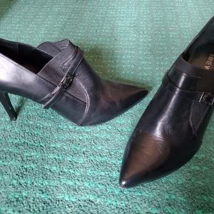 Naturalizer pumps black 9